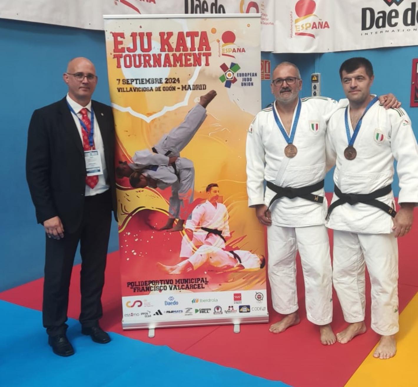 images/medium/0908_mauri_cester_eju_kata_tournament_madrid.jpg