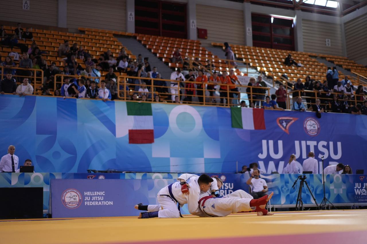 images/Arti_Marziali/JJ/large/Mondiali_Jujitsu_Giovanili_bandiera_ita.jpg